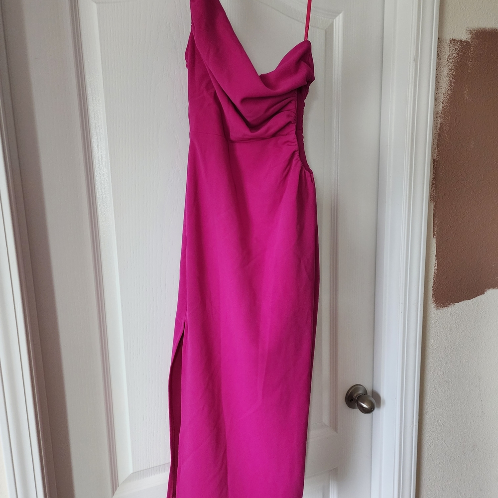 Hello Molly Vibrant Pink One-Shoulder Dress - Picture 6 of 9
